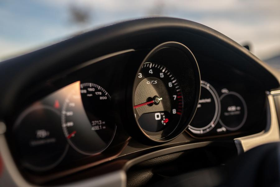 Панель приборов Porsche Panamera GTS (971) 2019 года  (NA) (фото 20 из 40)